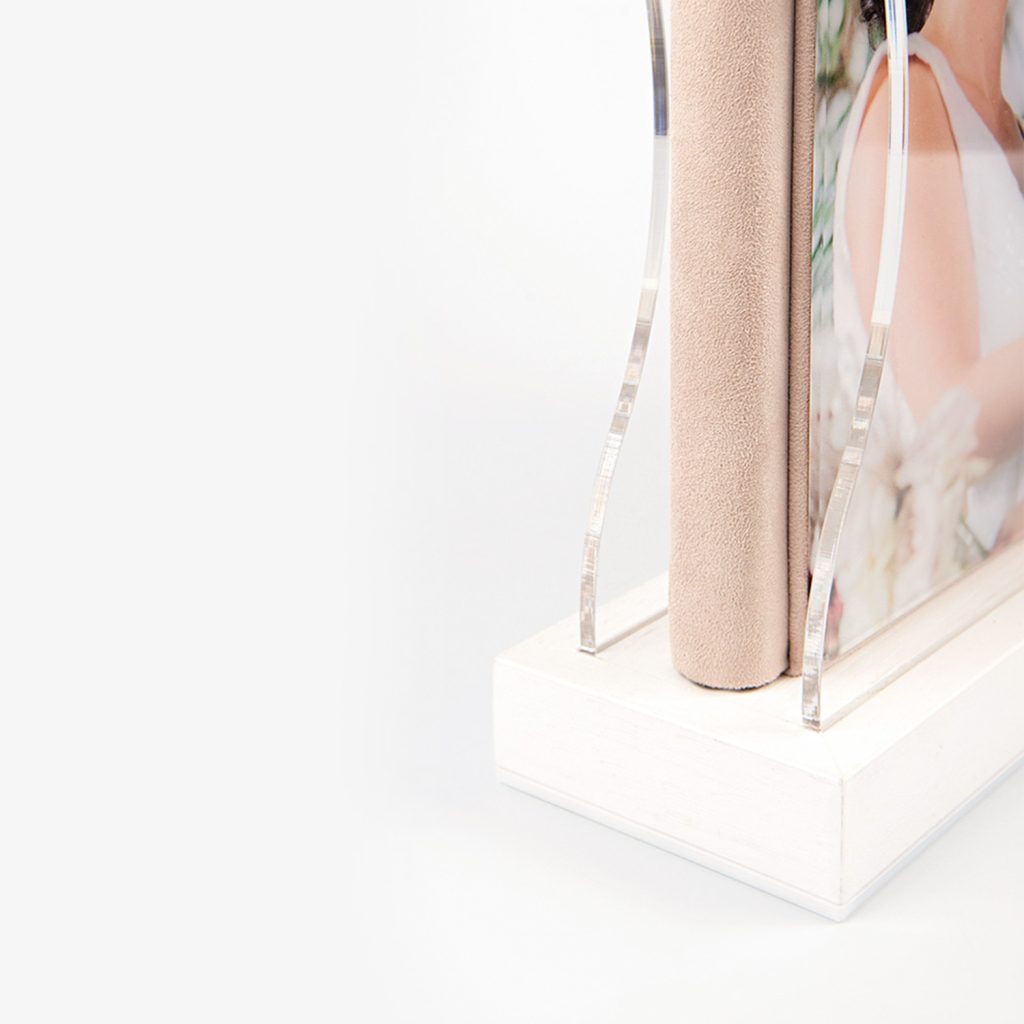 Gloss 8